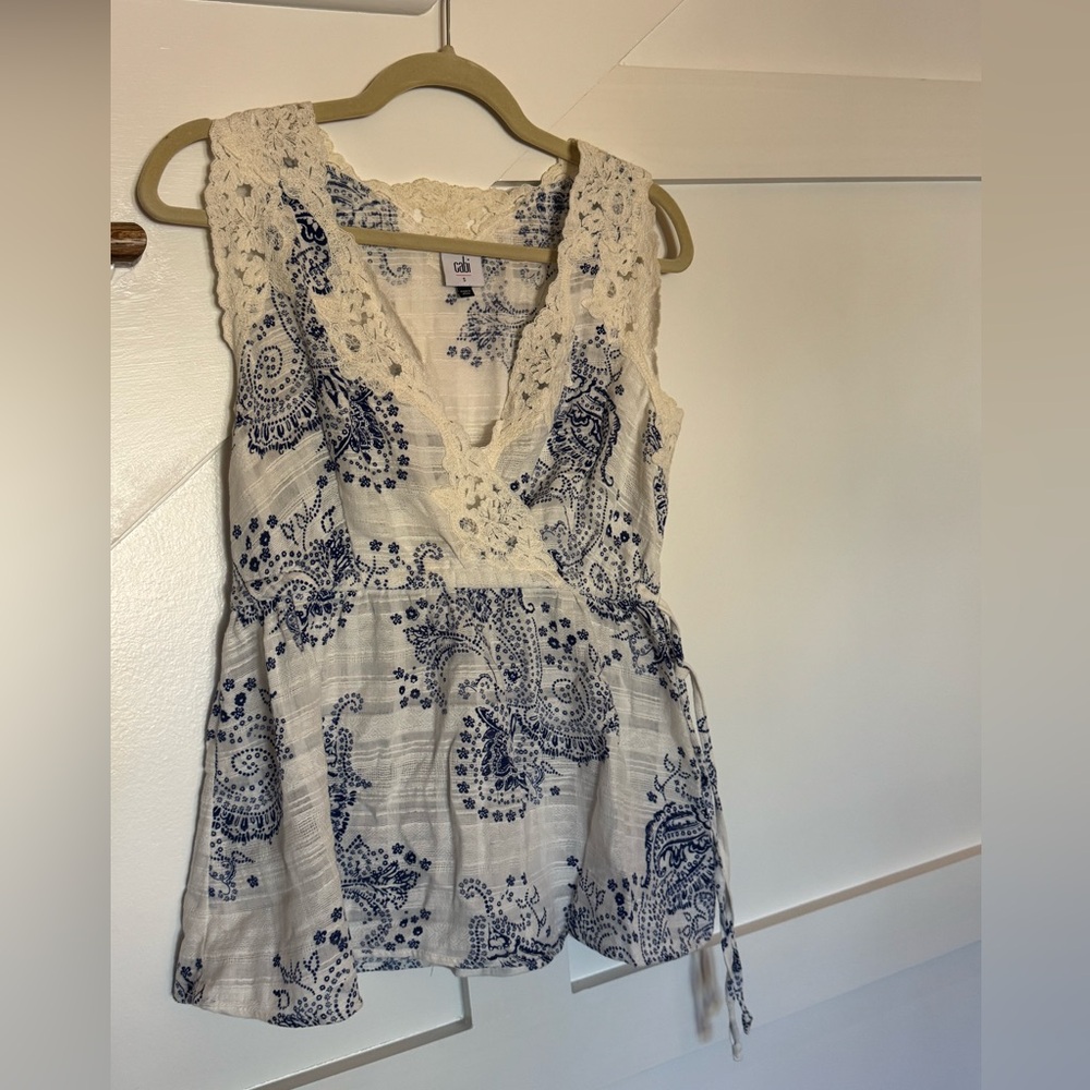 Cabi  Blue and White Lace and Linen Blouse